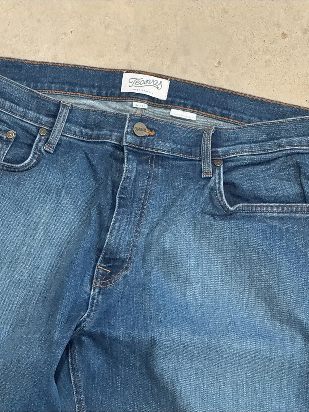 Tecovas Men's Straight-Leg Jeans in Medium Blue Wash